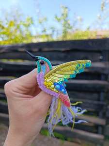 เข็มกลัดนกฮัมมิงเบิร์ดปักเข็มกลัดนกสีรุ้งเข็มกลัดลูกปัดของขวัญสำหรับคนรักนกเครื่องประดับแฟชั่น - Product Image 6