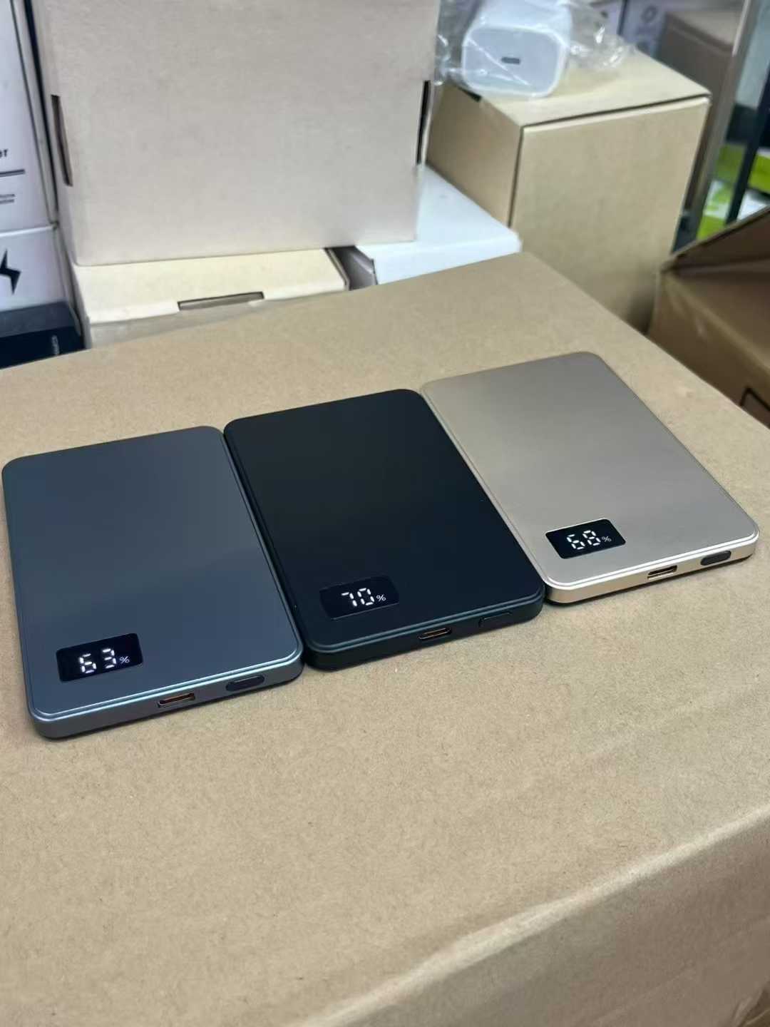 25w wireless power bank