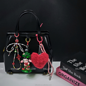 Noël Skullpanda nouveau Design POP MART chaîne de téléphone labubu luxe personnalisé sac sangle bricolage usine pour tous les téléphones sacs - Product Image 1