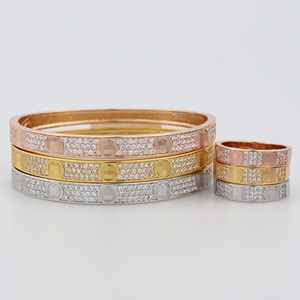 Classic Love Brand Teen Girl Pulsera Conjunto de joyas Pulsera <span class=keywords><strong>y</strong></span> anillo de <span class=keywords><strong>Amistad</strong></span> chapados en oro - Product Image 4