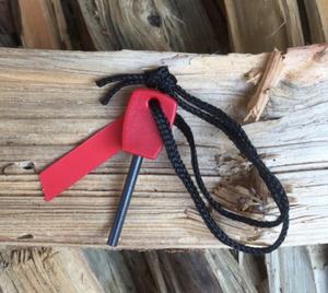 Kit d'outils de survie pour le camping en plein air, allume-feu en acier d'urgence avec poignée colorée - Product Image 3