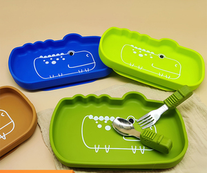 Ensemble d'assiettes pour bébé en silicone multicolores, sans BPA, avec fourchette <span class=keywords><strong>et</strong></span> cuillère - Product Image 1