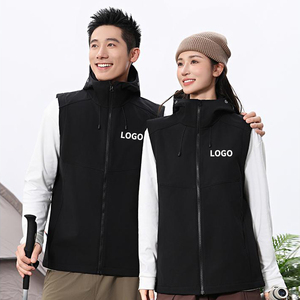 Veste de montagne en softshell personnalisée, doublée de velours épais, coupe-vent et imperméable, pour l'automne et l'hiver - Product Image 1