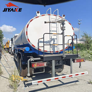 Novo 4x4 Diesel Combustível Caminhão-tanque de água 1000 galões Reboque tanque de água <span class=keywords><strong>10000</strong></span> litros <span class=keywords><strong>Bowser</strong></span> de água 3000L Caminhão-tanque de água - Product Image 6