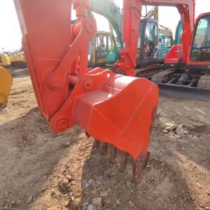 Excavatrice sur roues Doosan DH150W-7 avec godet de terrassement, couleur rouge, équipement d'occasion - Product Image 6