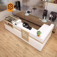 Comptoir de bar en forme de L de qualité commerciale, comptoir de réception haut de gamme, comptoir de bar commercial personnalisé pour les magasins de bubble tea, de café et de desserts