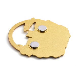 Cadeau promotionnel personnalisé, aimant de réfrigérateur en métal de nouvelle conception, design creux multicolore - Product Image 5