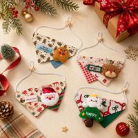 PAIPET Lot de 4 bavoirs de Noël pour animaux de compagnie, bandana en peluche avec sangle élastique, accessoire de bavoir pour l'alimentation des chats et chiens, vente en gros
