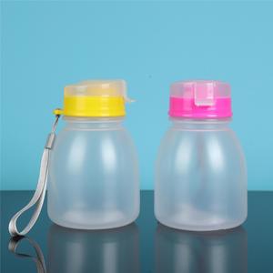 Wide Capped Plastic Water Bottle 580ml Hinged <b>Cap</b> With Handle For Outdoor Travel <b>Hiking</b> Beverage Storage - Product Image 1