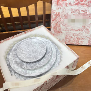 Nuevo Juego de Platos y Vajilla de Porcelana Fina de Lujo, Serie Selva Gris Europea, Marca YW, 4 Piezas, con Diseño Forestal y Caja de Regalo - Product Image 5