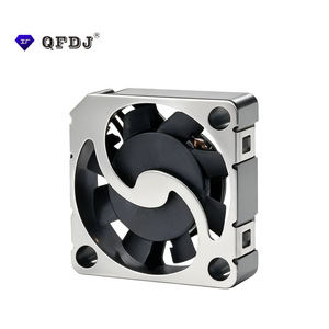 1504 Mini Cooling Fan <b>5V</b> DC 15x15x4mm For Drone Mask Valve Mini Fan - Product Image 3