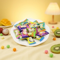 Vente en gros Bonbons à mâcher mous et gommeux multicolores Haricots au chocolat sucré avec biscuits Ingrédients de confiture de fruits et de noix Forme solide