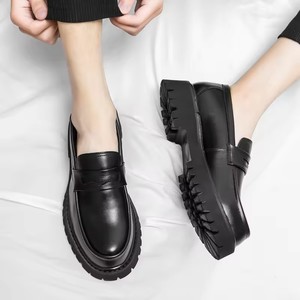 Mocasines Sin Cordones para Jóvenes, Verano 2025, Venta al por Mayor de Fábrica, Suela Gruesa, Zapatos con Plataforma, Negros, Moda Casual para Hombre, de Cuero - Product Image 4