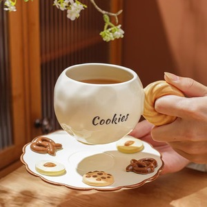 Set Tazza e Piattino in Ceramica Stile Nordico INS a Forma di <span class=keywords><strong>Biscotto</strong></span>, Alta Qualità, Design Carino ed Estetico - Product Image 2