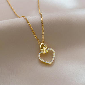 Hueco invertido doble corazón piedra titanio acero colgante collar hombres mujeres moda personalidad Internet - Product Image 3