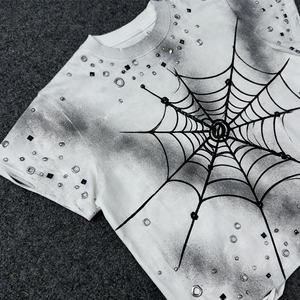 ผู้ผลิตเสื้อผ้า OEM DiZNEW เสื้อยืดคอตตอนผู้ชายสไตล์วินเทจคุณภาพพรีเมียมแบบซัมเมอร์ตกแต่งด้วยหมุดโลหะ - Product Image 2