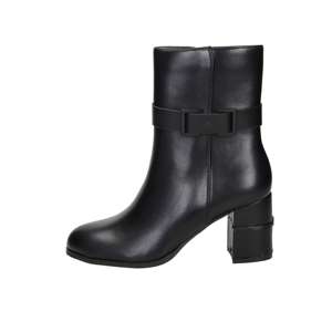 {"defaultLocale":null,"langAndValueMap":{"it_IT":{"autoTranslate":true,"value":"Stivaletti Neri con Tacco 9376","translateEngineVersion":"AE_TRANS"}}} - Product Image 1