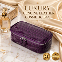 Pochette cosmétique de luxe en cuir véritable à motif crocodile, trousse de maquillage portable de luxe violette, organiseur de toilette de voyage