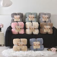 Couverture en taffetas double face super douce et en polaire sherpa, épaisse, chaude, pliable pour l'hiver, pour le salon, la chambre à coucher, le bureau