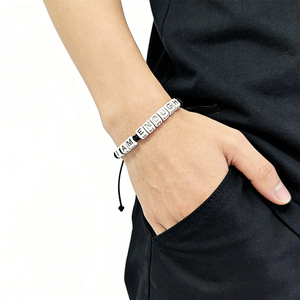 Pulsera de Letras Acrílicas 'I Am Enough' con Cuerda Negra Ajustable, Joyería para Regalo - Product Image 2