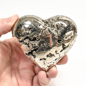 Cráneo y Corazón de Pirita, Adorno Tallado en Cristal Natural para Sanación, Decoración y Colección - Product Image 4