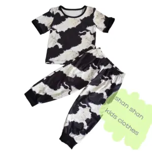Groothandel Fabriek Gemaakt 2022 Kinderen Slapen Slijtage Koe Print Baby Boy Pyjama Suits