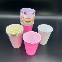 Gobelets en plastique PS jetables de couleur blanche durable H91134W pour les événements de restauration et le rassemblement
