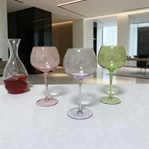 Verre à vin bordeaux de couleur macaron personnalisé en gros |   Cristal sans plomb |   Flûte de luxe moderne |   Capacité de 201 à 300 ml | - Product Image 3