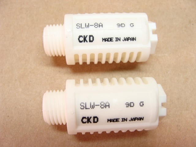 NEW lot of 2  SLW-8A made in Japan pneumatic air silencer