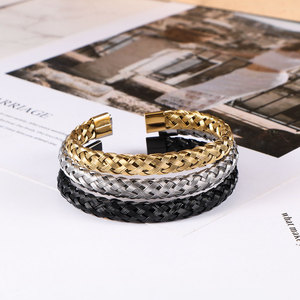 Brazalete Abierto de Alambre Trenzado de Acero Inoxidable, Joyería de Moda en Negro, Dorado y Plateado, CZ080 - Product Image 1