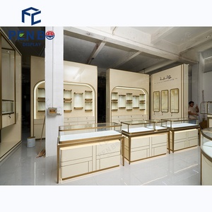 מותאם אישית ראווה עץ טון זהב בז 'להתאמה אישית עם קיר זכוכית רכוב עיצוב ארון - Product Image 3