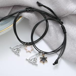 Bracelet de tissage avec pendentif à clé <span class=keywords><strong>personnalisé</strong></span> au design <span class=keywords><strong>original</strong></span> Ensemble de bijoux bracelet de <span class=keywords><strong>couple</strong></span> tendance Vente en gros - Product Image 4