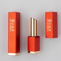 Tube carré rechargeable rouge et or pour rouge à lèvres ou baume à lèvres, option marque privée, capacité 3,2-3,5g, OEM/ODM disponible