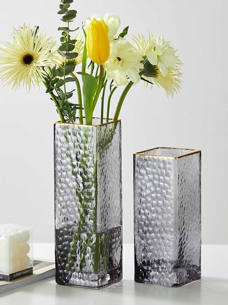 Factory Produced Wholesale Glass Flower Vase for Home Decor