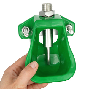 Élevage équipement agricole automatique porc truie eau potable outil en plastique porcelet mouton chèvre buveur bol - Product Image 2