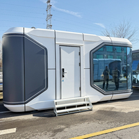 Maisons conteneurs modernes de luxe de 40 pieds, étanches et écologiques, avec installation et démontage rapides, taille et couleur personnalisables