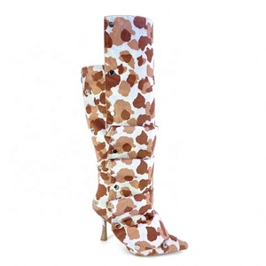 <span class=keywords><strong>Stivali</strong></span> da Donna Nuovi Colori <span class=keywords><strong>Tacco</strong></span> Alto Punta Affusolata con Fibbia Stile Tie-Dye in Denim al Ginocchio - Product Image 6