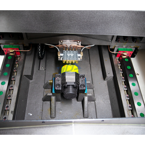 <span class=keywords><strong>Il</strong></span> centro di lavoro verticale CNC VMC1160, con <span class=keywords><strong>il</strong></span> suo sistema di controllo opzionale, è una fresatrice CNC completamente automatica. - Product Image 6