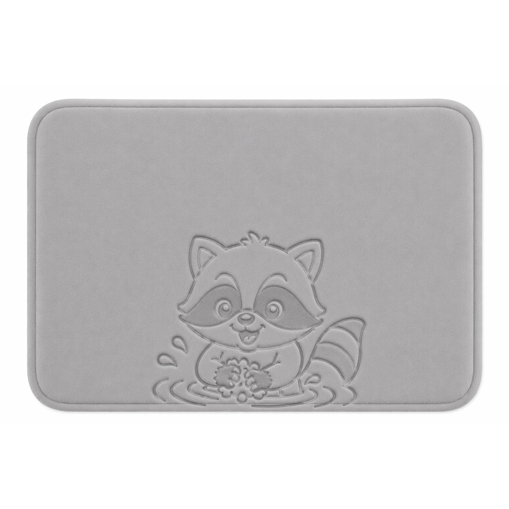 Raccoon washes hands