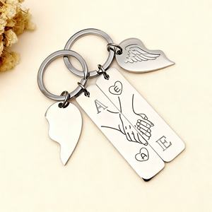 Porte-clés de couple en acier inoxydable personnalisables avec logo, en forme de cœur créatif, idéaux pour les souvenirs et cadeaux de vacances – Vente chaude - Product Image 3
