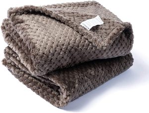 Coperta <span class=keywords><strong>per</strong></span> <span class=keywords><strong>animali</strong></span> <span class=keywords><strong>domestici</strong></span> di flanella morbida universale di grandi dimensioni <span class=keywords><strong>per</strong></span> cucciolo di cane e gatto <span class=keywords><strong>per</strong></span> dormire e lettiera - Product Image 4