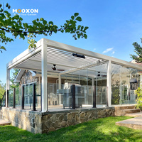 Pergola à lames orientables en aluminium robuste, résistante aux vents forts et à la neige, pour projets résidentiels et commerciaux