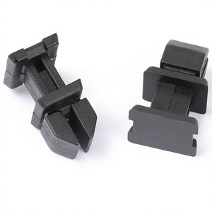 Para Mercedes Benz, Hebilla Cuadrada de Plástico y Nylon para Maletero, Remache Decorativo Trasero 124-990-07-92 - Product Image 1