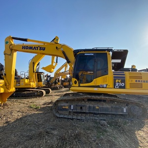 Excavatrice d'occasion Komatsu PC210 de 21 tonnes, faible nombre d'heures de fonctionnement, économique en carburant, puissante et abordable, pour les chantiers de construction - Product Image 2