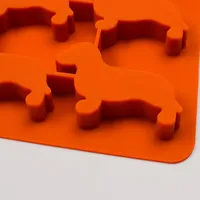 Vente en gros de moule à gâteau en forme de chien en silicone de qualité alimentaire approuvé passe au lave-vaisselle populaire bac à glaçons en silicone bac à glaçons