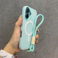 Étui de téléphone magnétique effet peau de gelée avec cordon court anti-chute pour la série iPhone