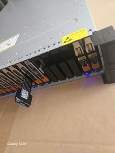 Server Dell R860 PowerEdge con 64GB di RAM DDR5, SSD NVMe da 1TB, <span class=keywords><strong>Computer</strong></span> per <span class=keywords><strong>Data</strong></span> Center, Server Rack 2U - Product Image 2