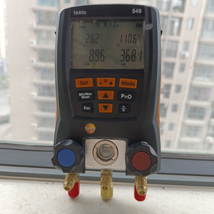 Testo 549 Manomètre numérique d'entrée de gamme à deux capteurs compensés par la température pour réfrigérants - Product Image 5
