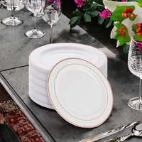 Assiettes rondes en plastique jetables blanches avec bordure or rose pour les fêtes, les mariages et les événements