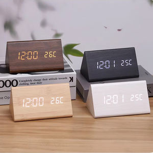 Réveil numérique triangulaire en bambou avec calendrier, affichage LED de l'heure, rétroéclairage, alimentation USB, décoration artistique pour chambre et bureau – Offre Spéciale - Product Image 2